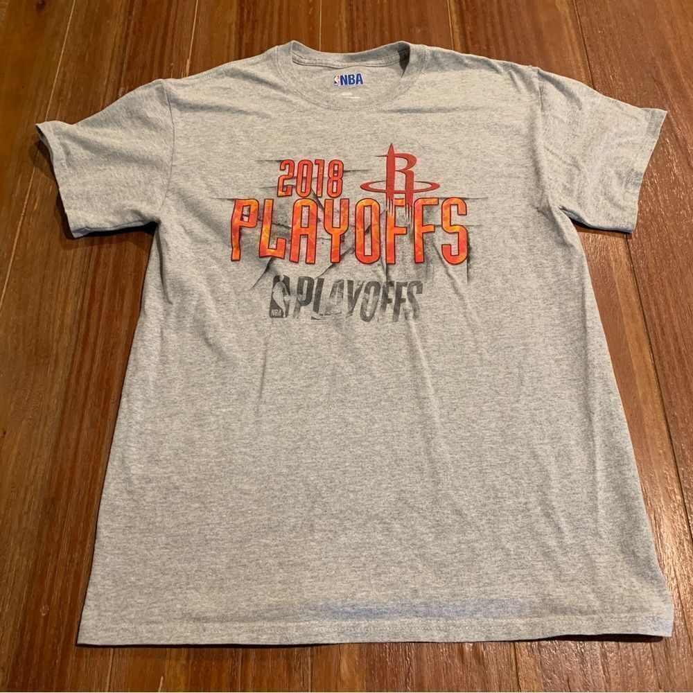NBA Men’s Rockets 2018 Playoffs Basketball Gray Short Sleeve T-Shirt M